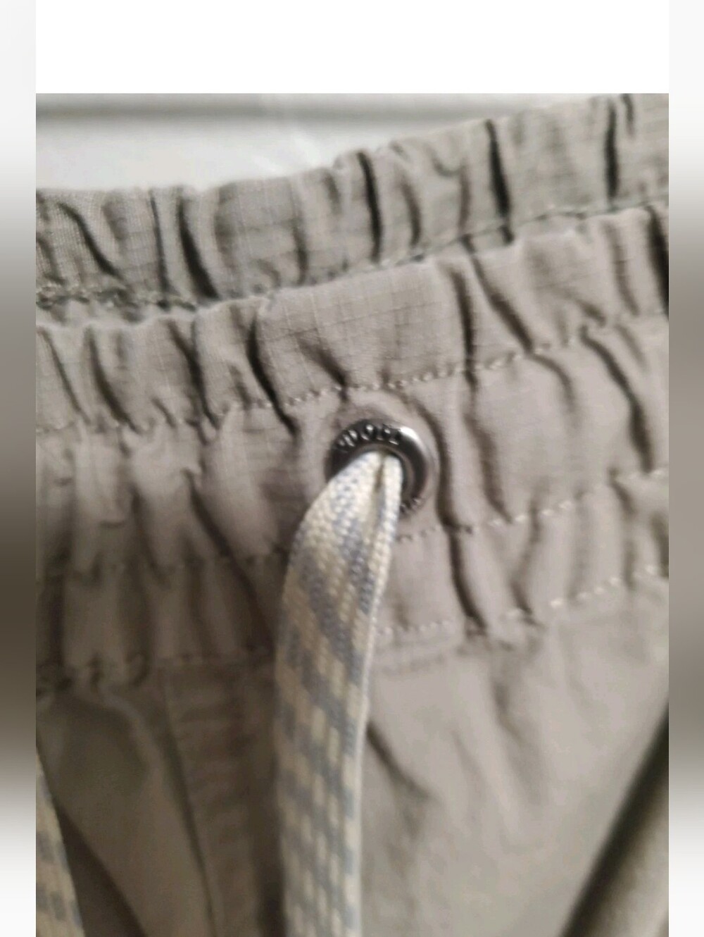 Vuori Women's Drawstring Track Pants in Taupe - Picture 6 of 9
